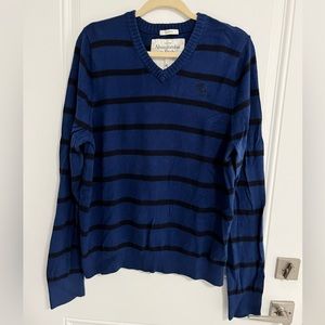 Abercrombie & Fitch Men’s Wool Cashmere Blended V Neck Sweater - Size XL